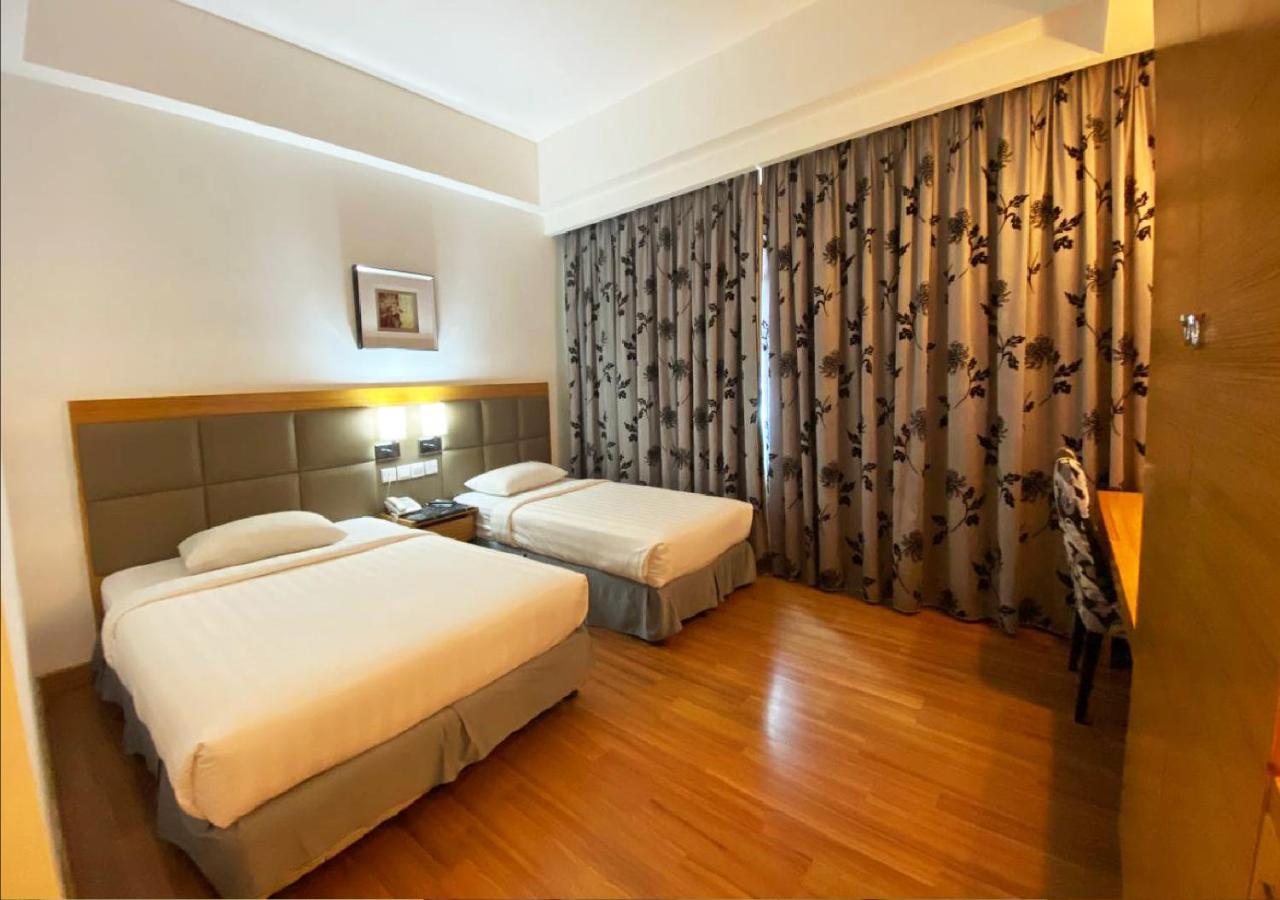 Crown Garden Hotel Kota Bharu Zewnętrze zdjęcie